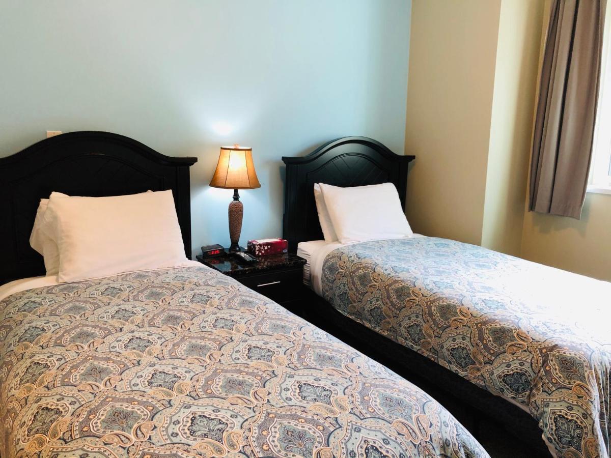 Downtown Whitehorse Deluxe 2 Bedroom Condo Екстер'єр фото