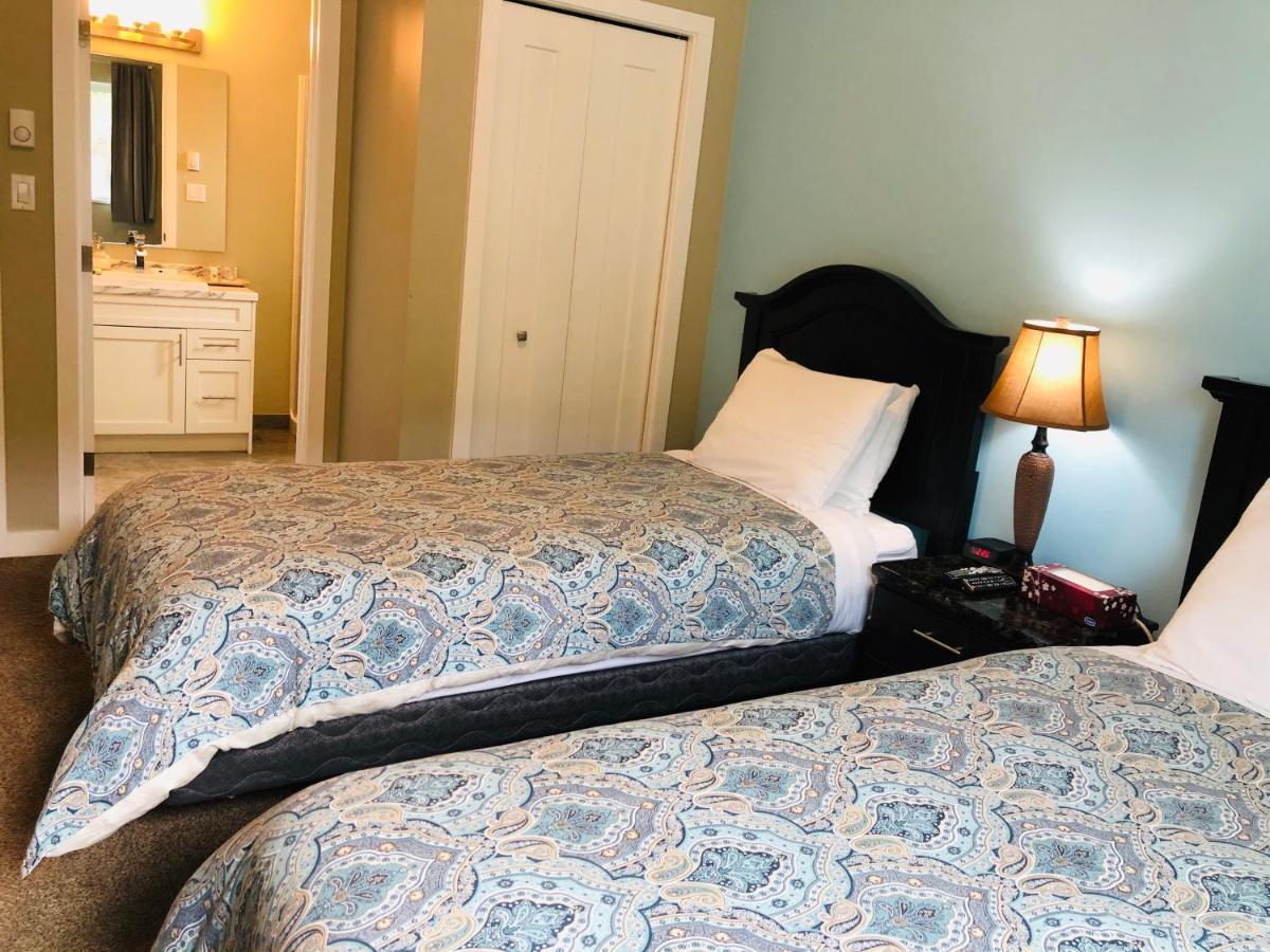 Downtown Whitehorse Deluxe 2 Bedroom Condo Екстер'єр фото